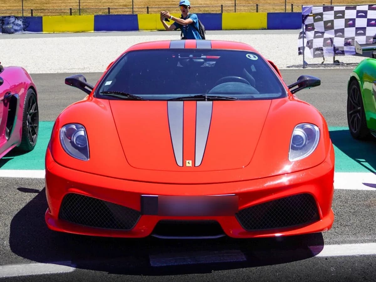 Ferrari Scuderia Spider 16M