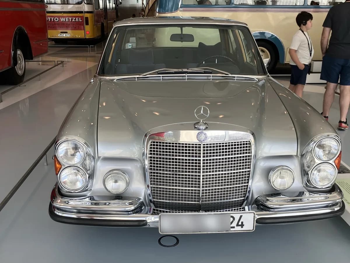 Mercedes-Benz S-Klasse Base