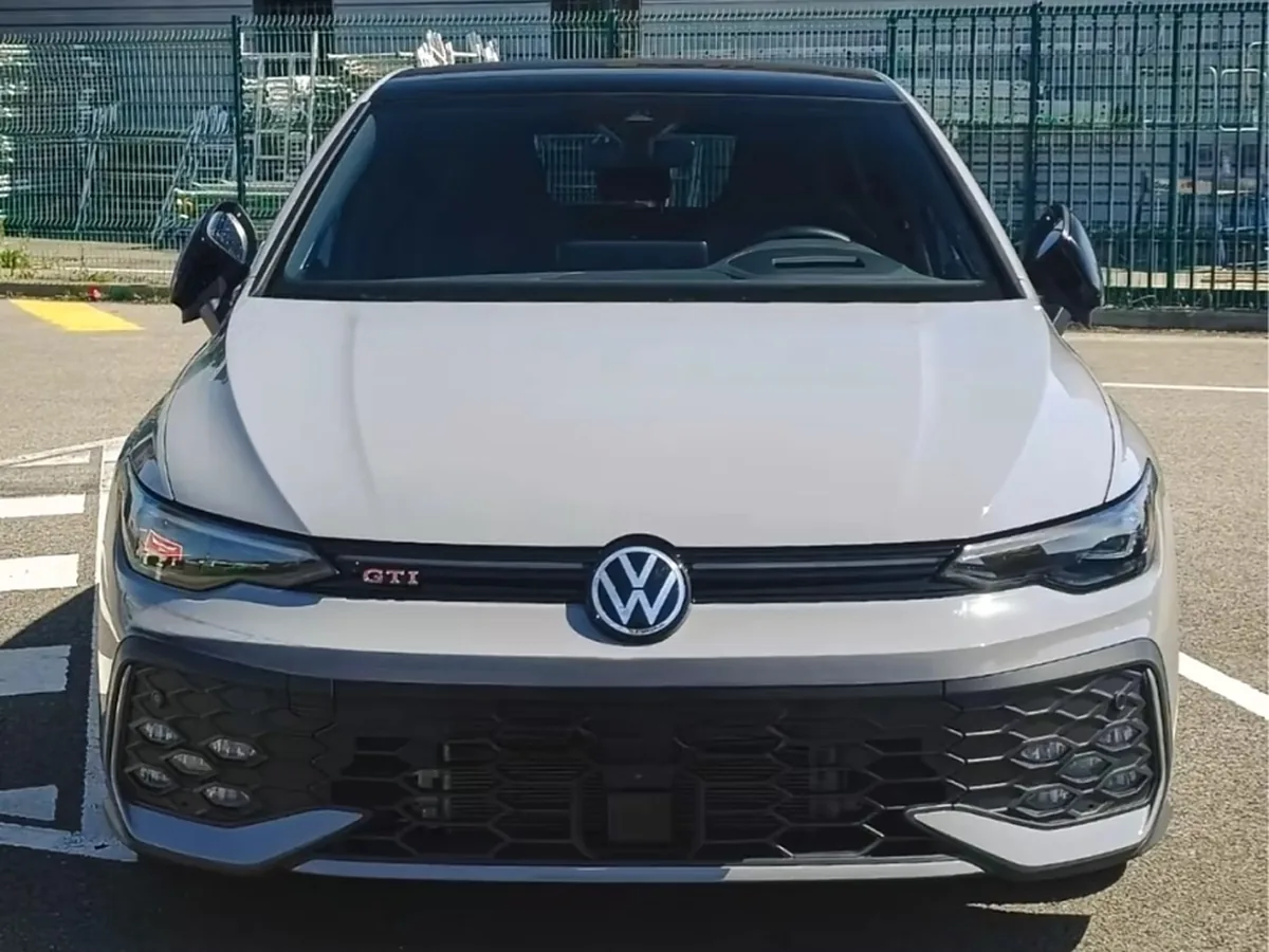 Volkswagen Golf Hatch