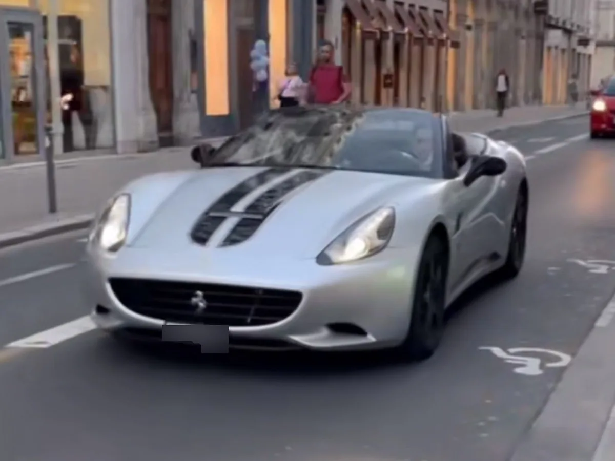 Ferrari California