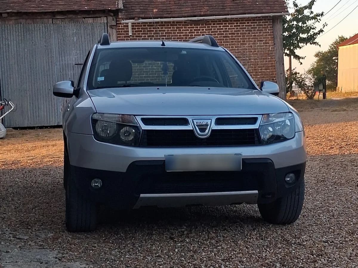 Dacia Duster SUV 2010