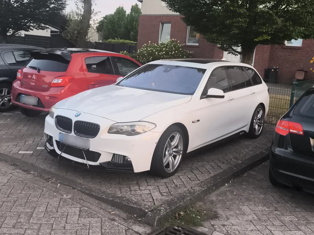 BMW 5 Series Touring 2010