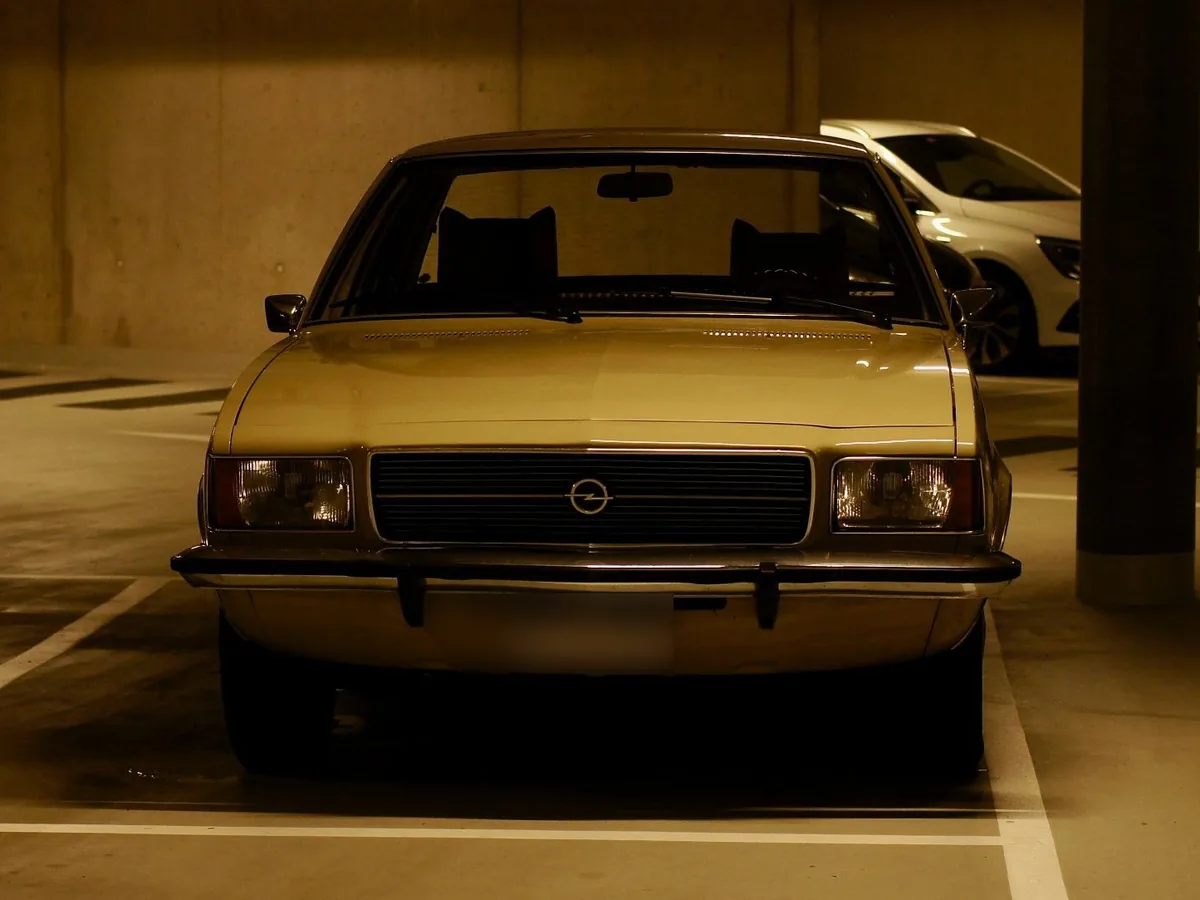 Opel Rekord Sedan 1972
