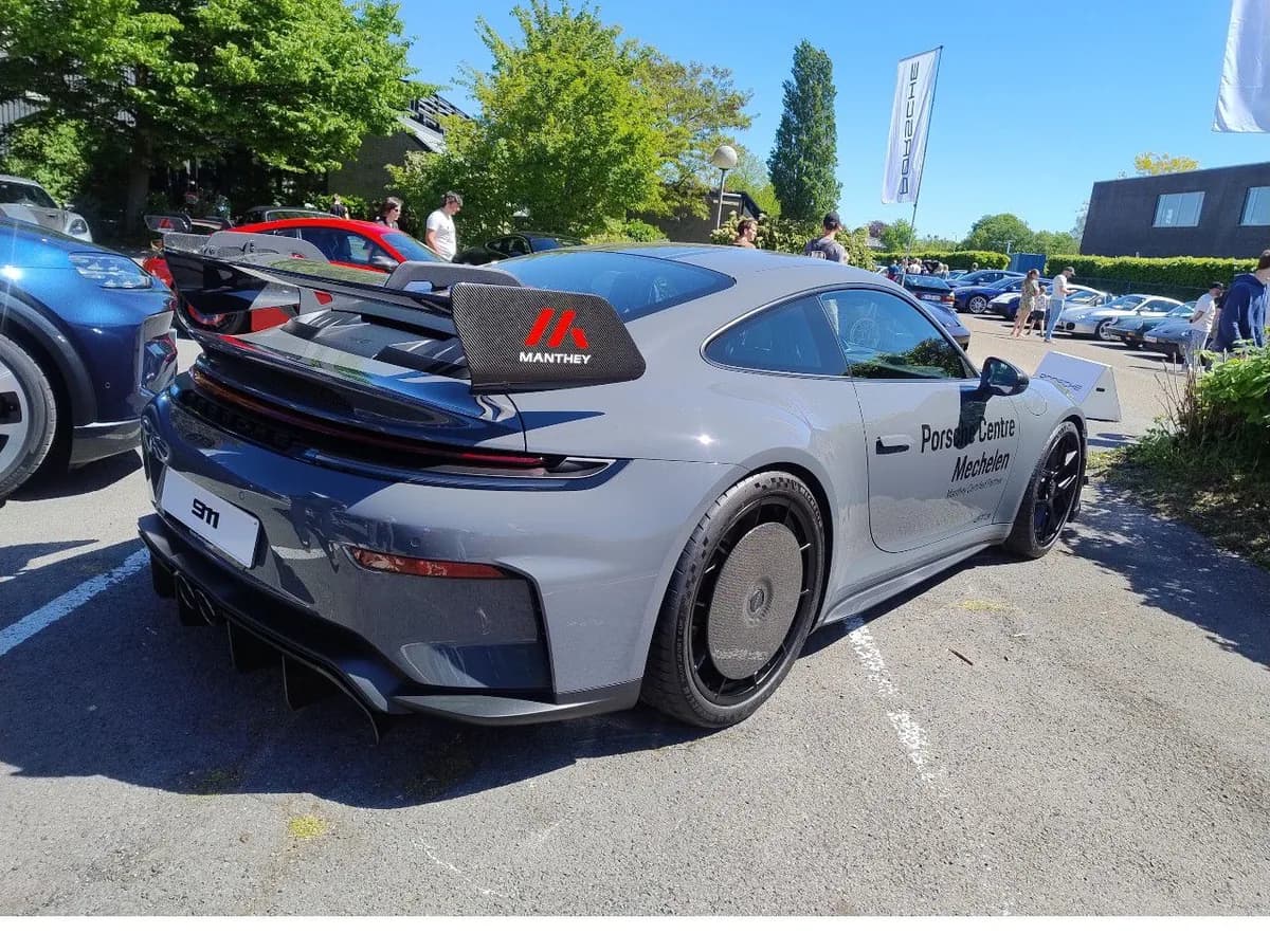 Porsche 911 GT3 RS Manthey 2024