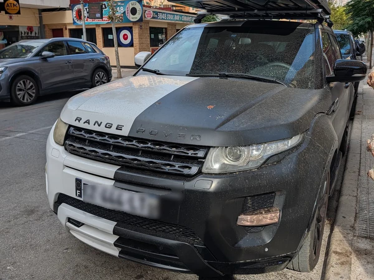 Land Rover Range Rover Evoque SUV 2011