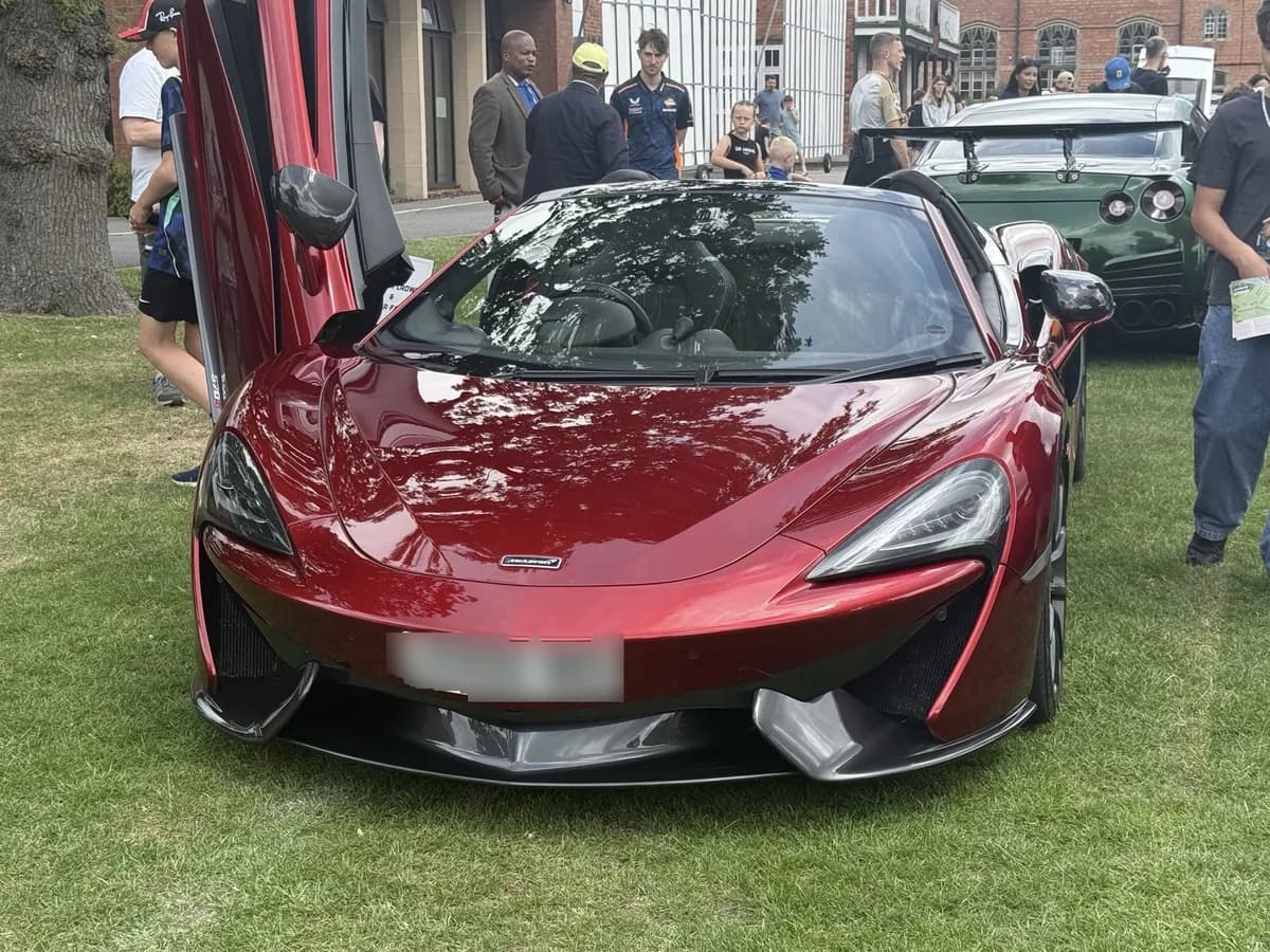 570 S Spider