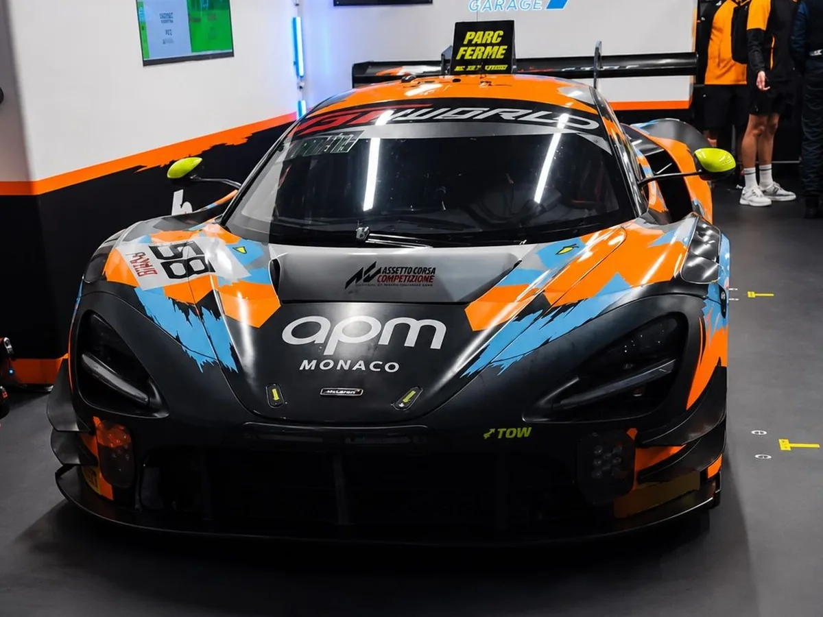 McLaren 720s GT3 Evo 2023