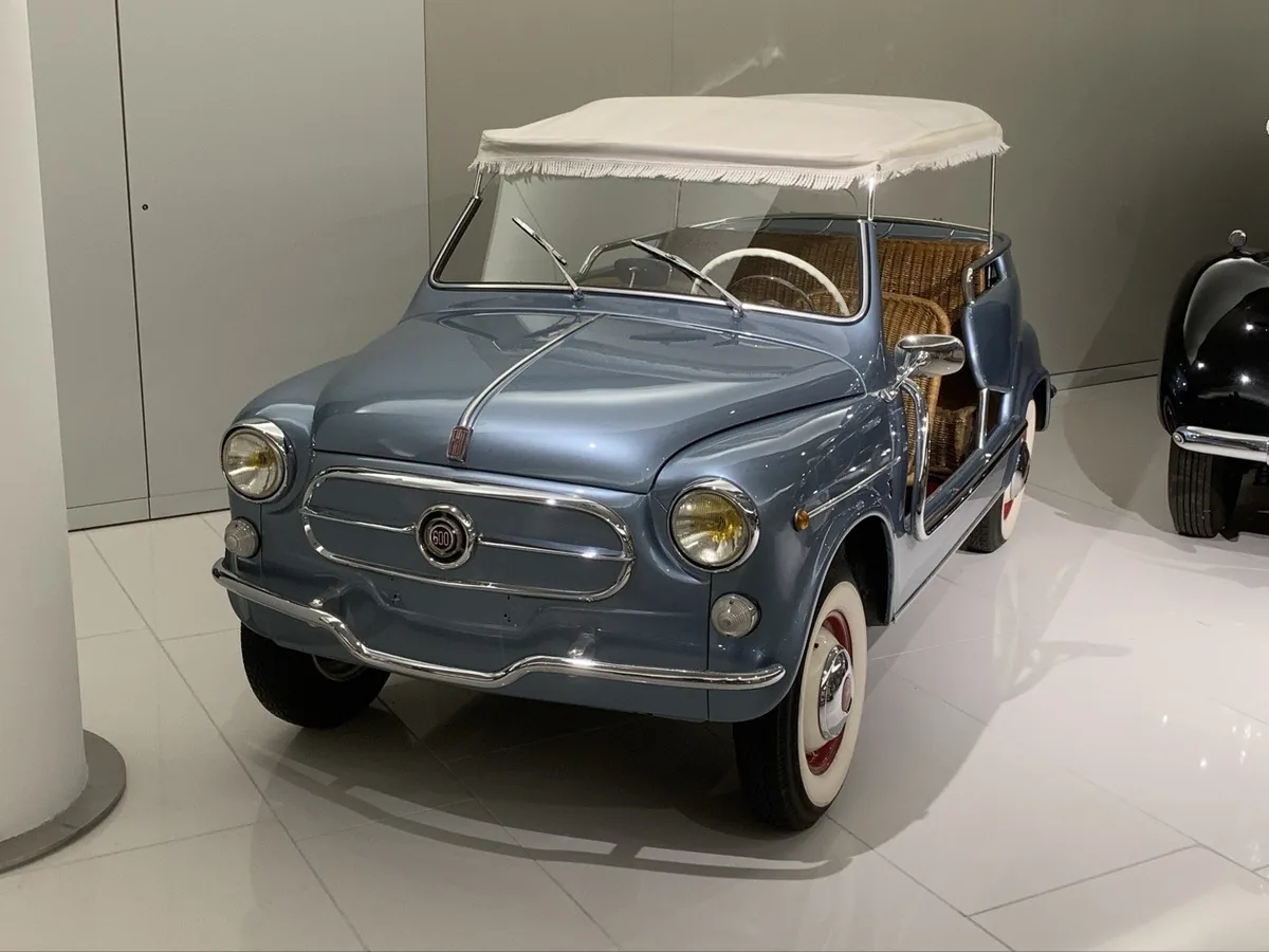 FIAT 600