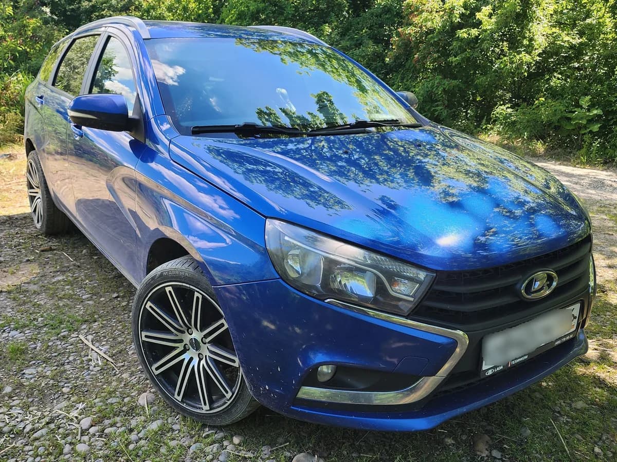 Lada Vesta