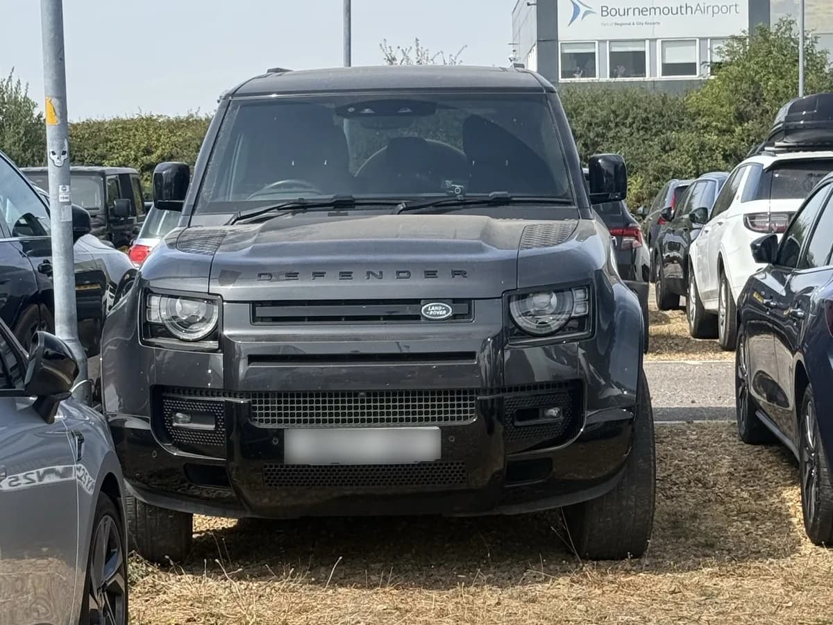 Land Rover Defender 90 SUV 2021