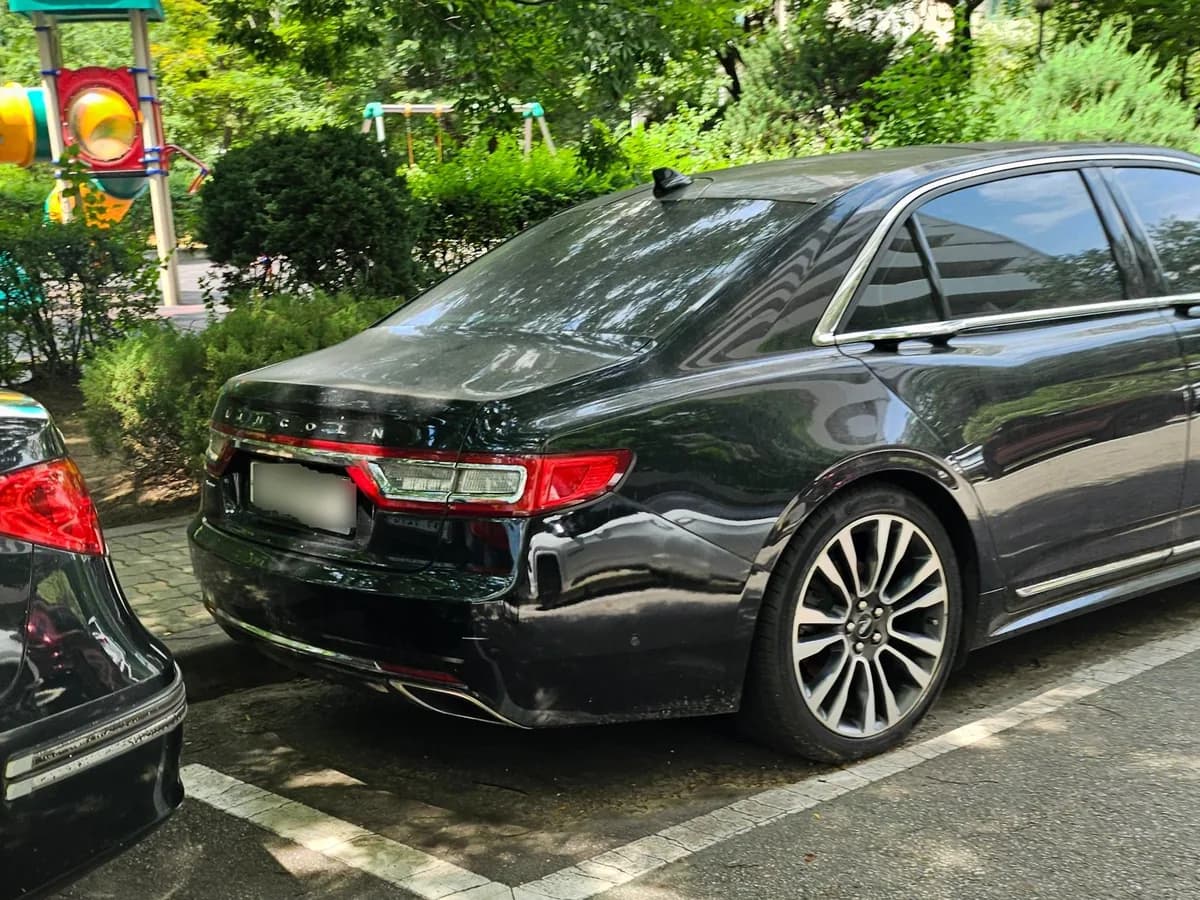 Lincoln Continental