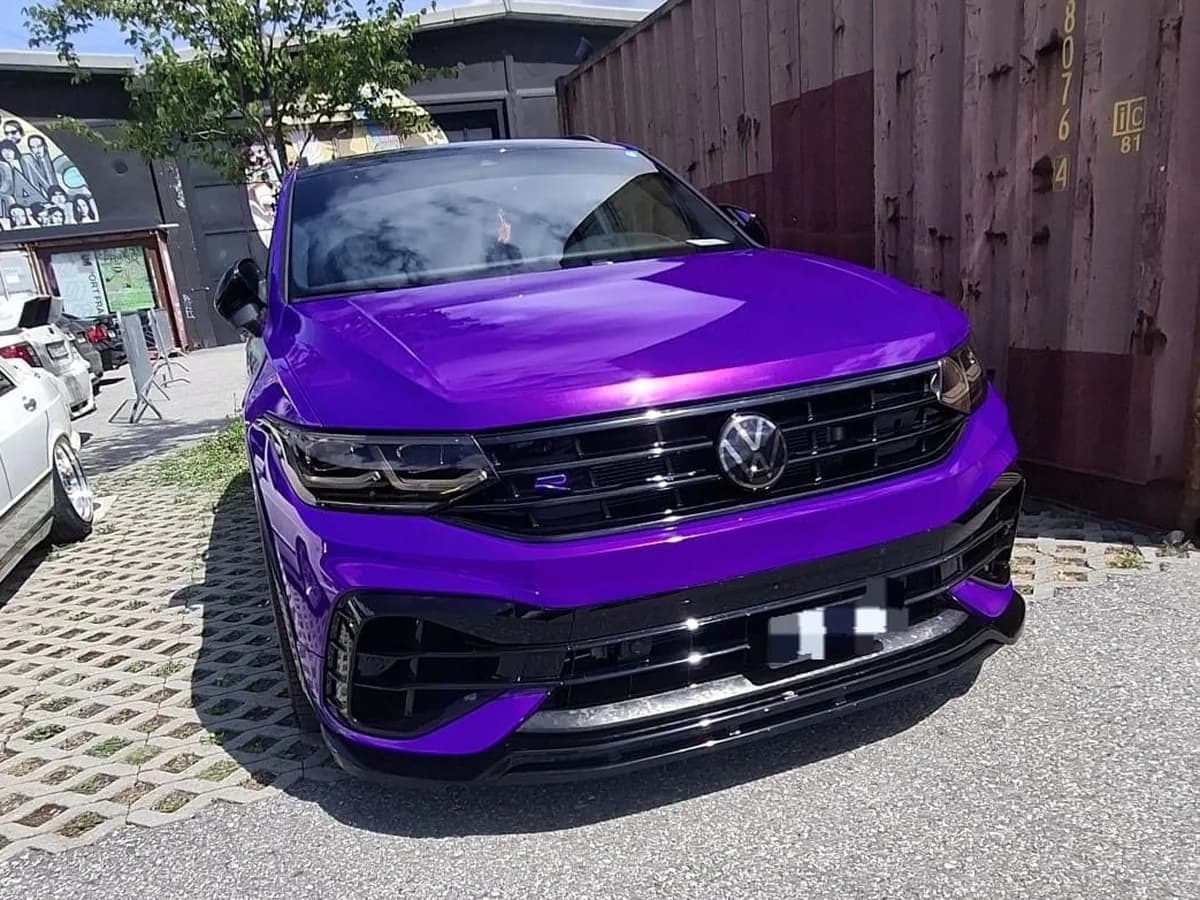 Volkswagen Tiguan Base