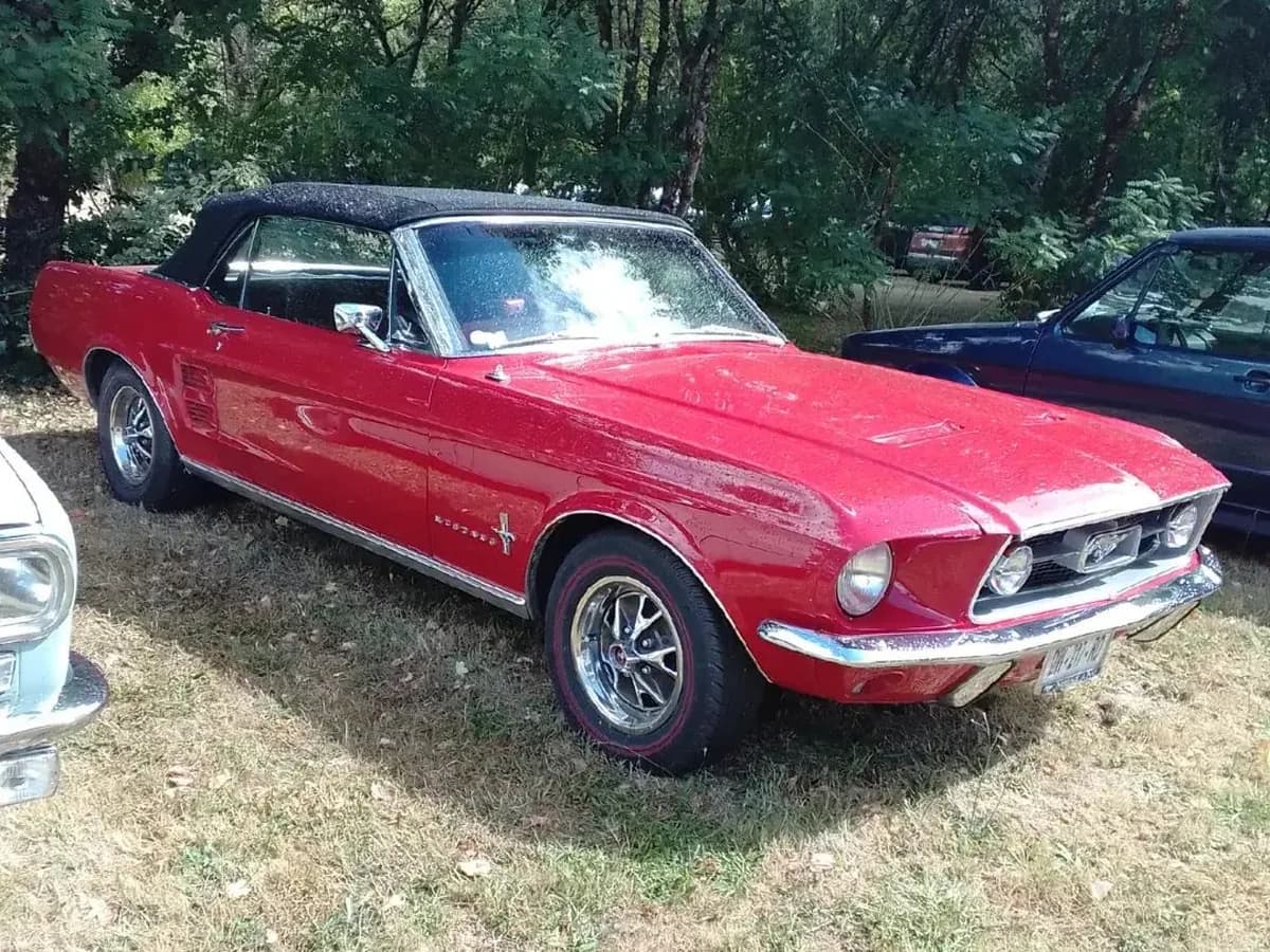 Mustang Convertible