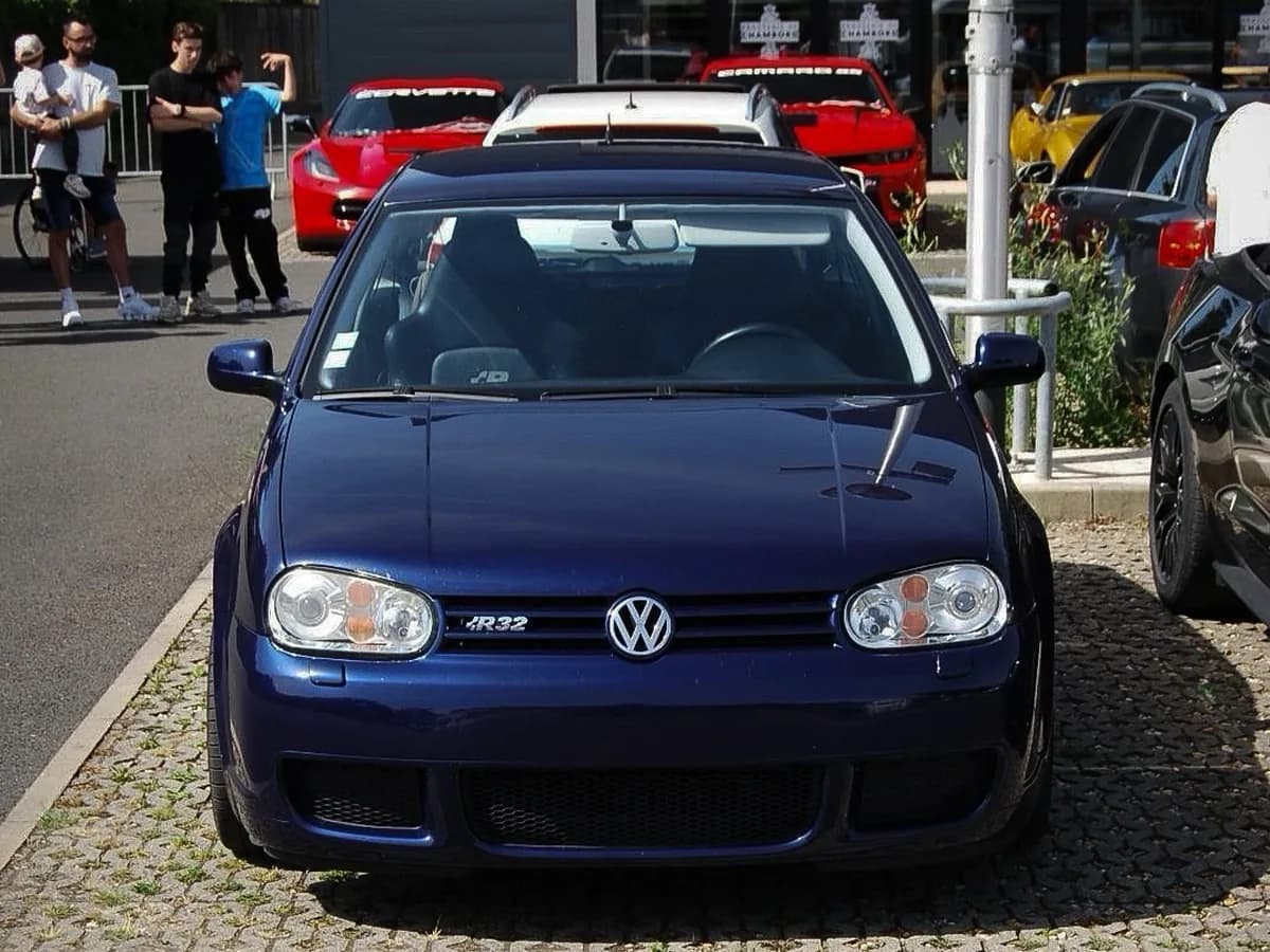 Golf Hatch