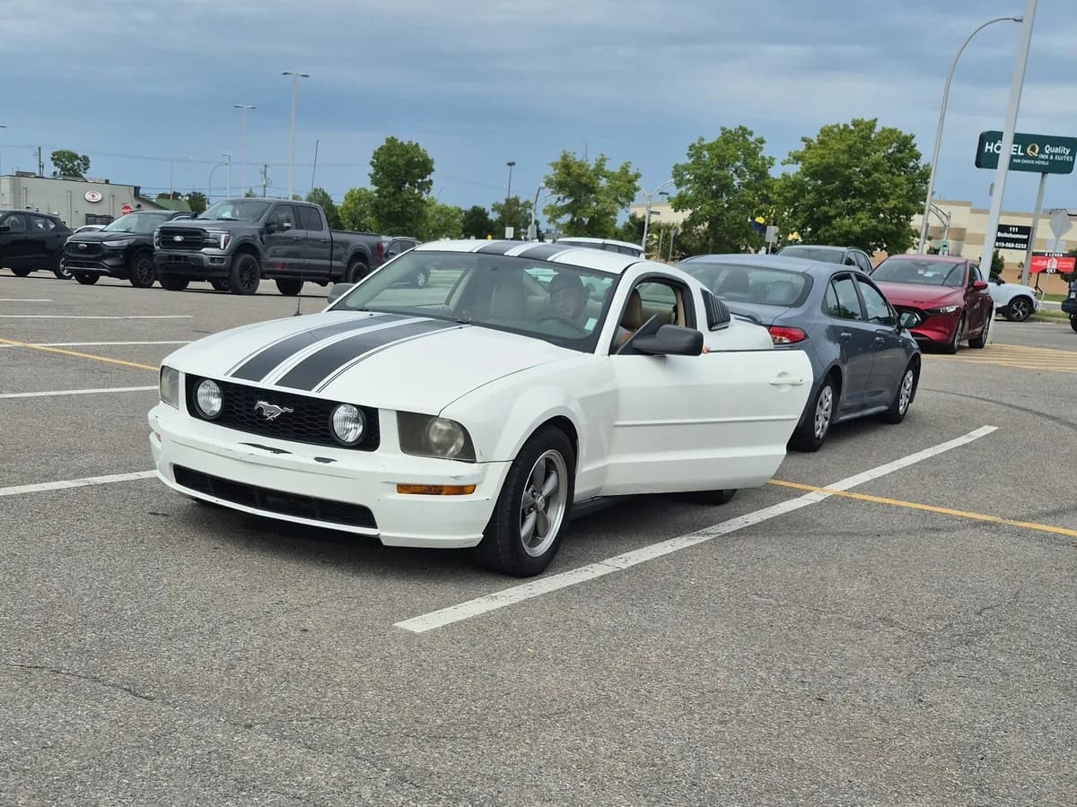 Ford Mustang Coupé 2004