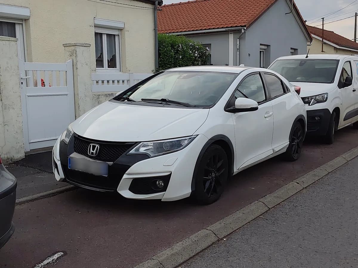 Honda e