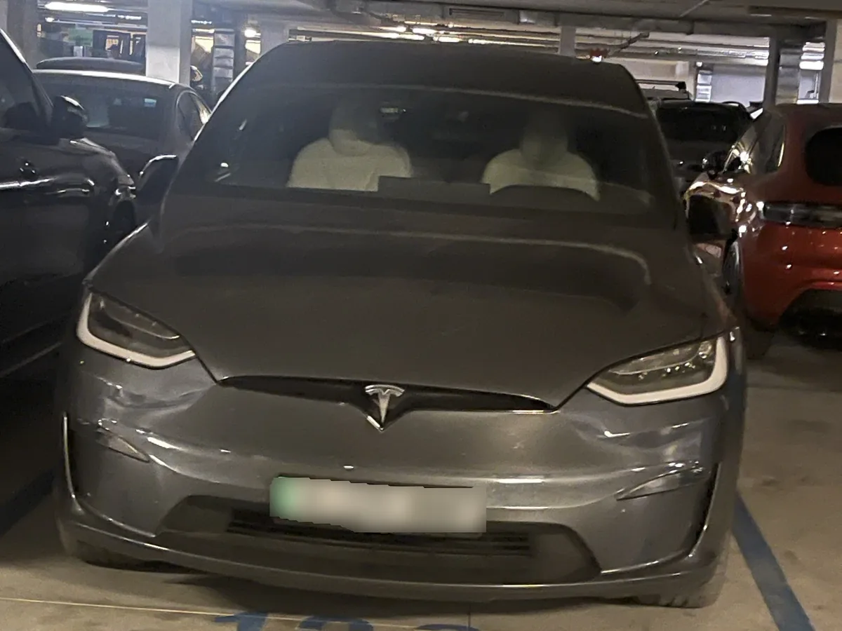 Tesla Model X 2015