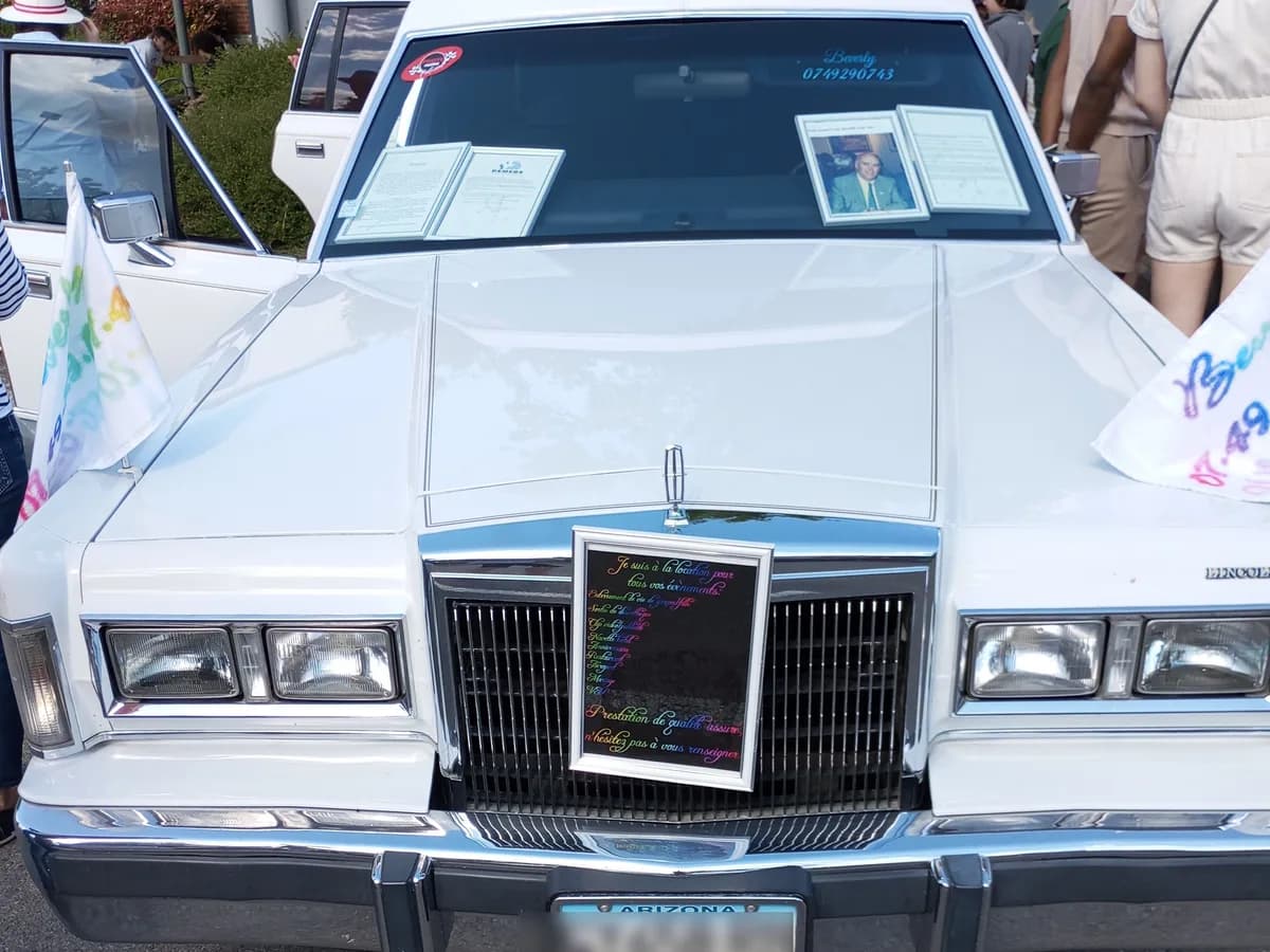 Lincoln Town Car