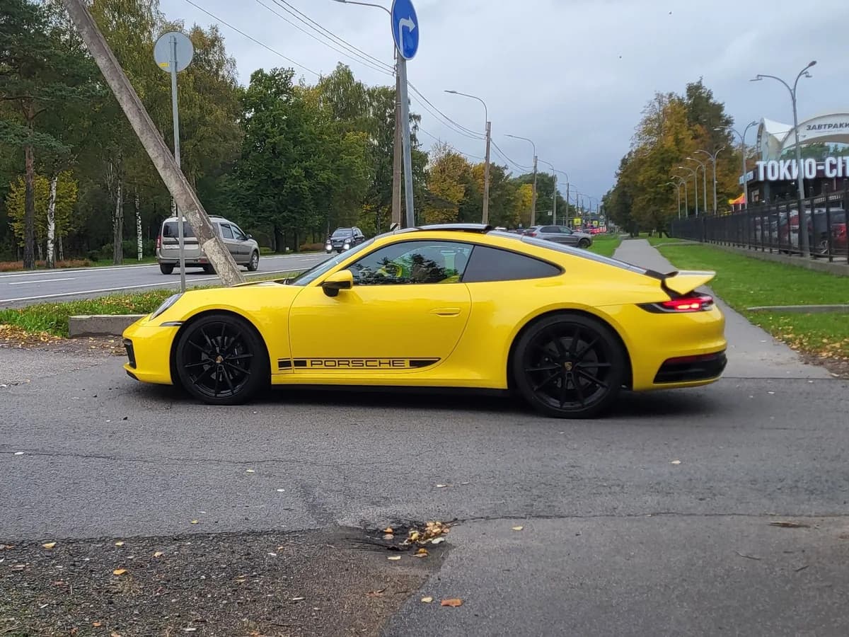 Porsche 911