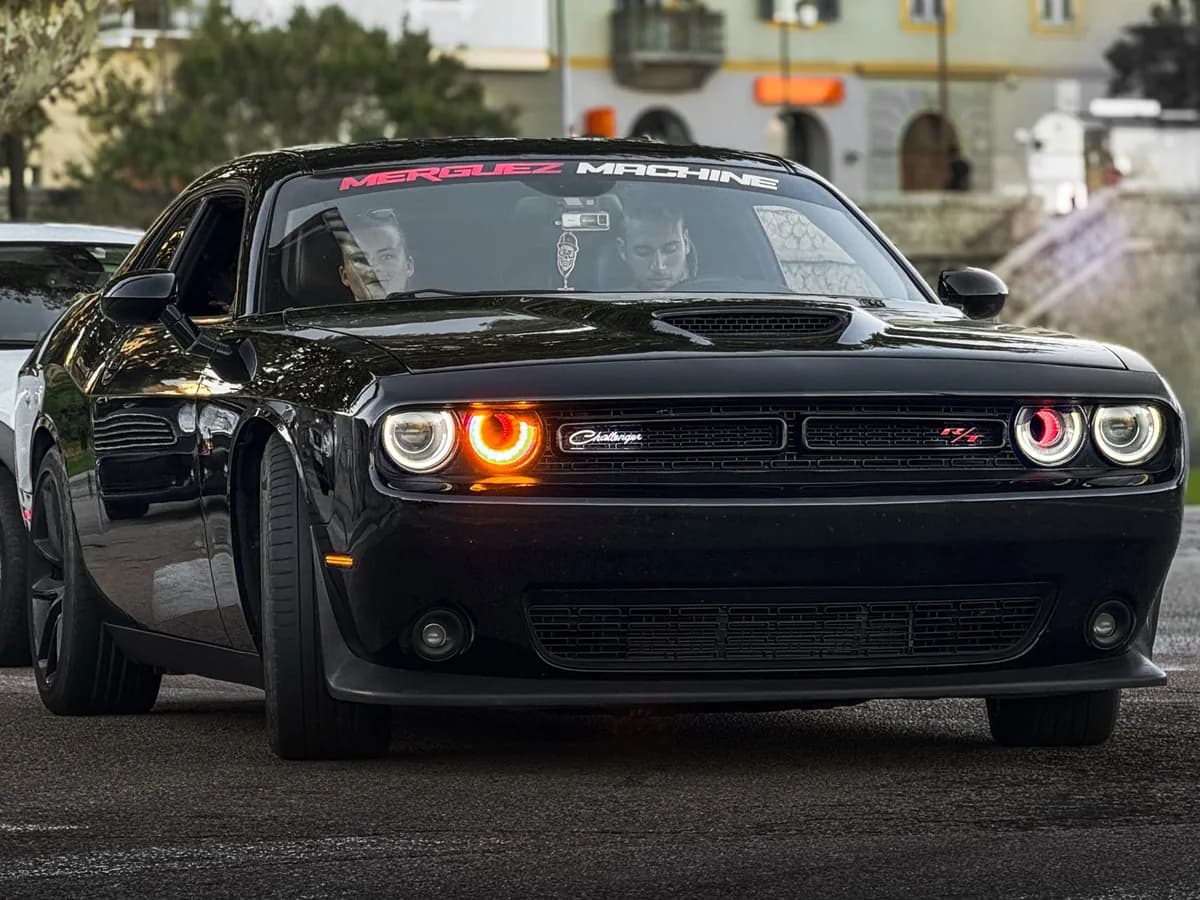 Dodge Challenger Base