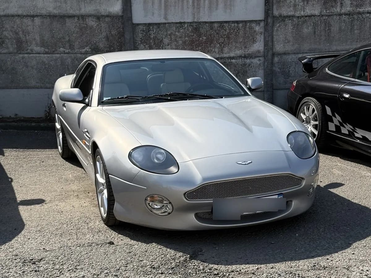 Aston Martin DB7
