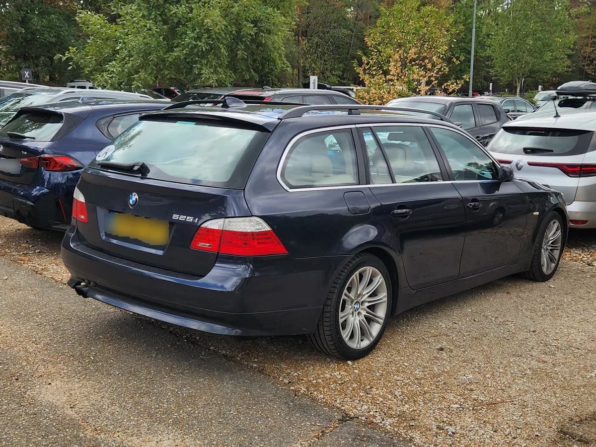 5 Series Touring 2004