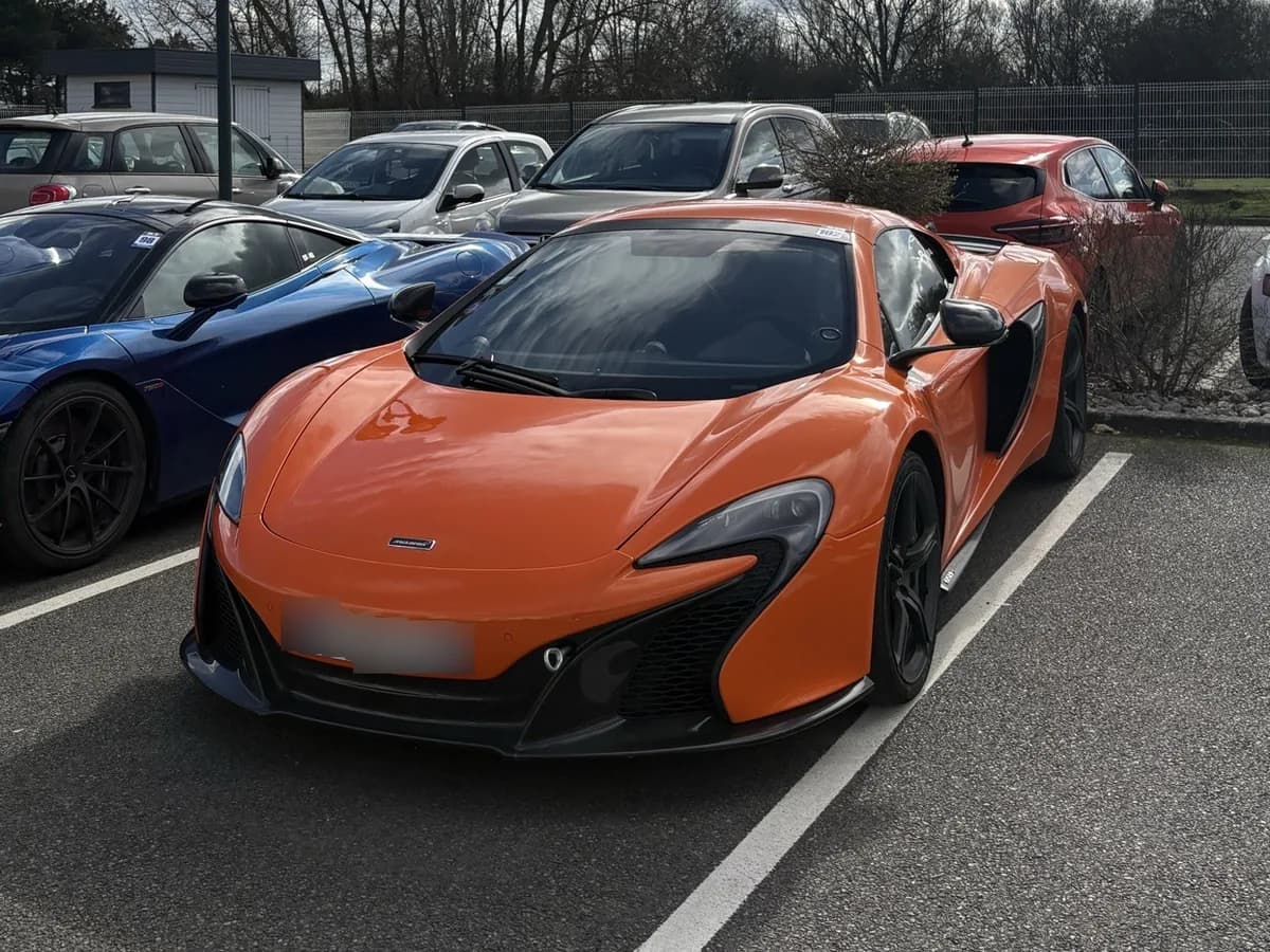 McLaren 650S