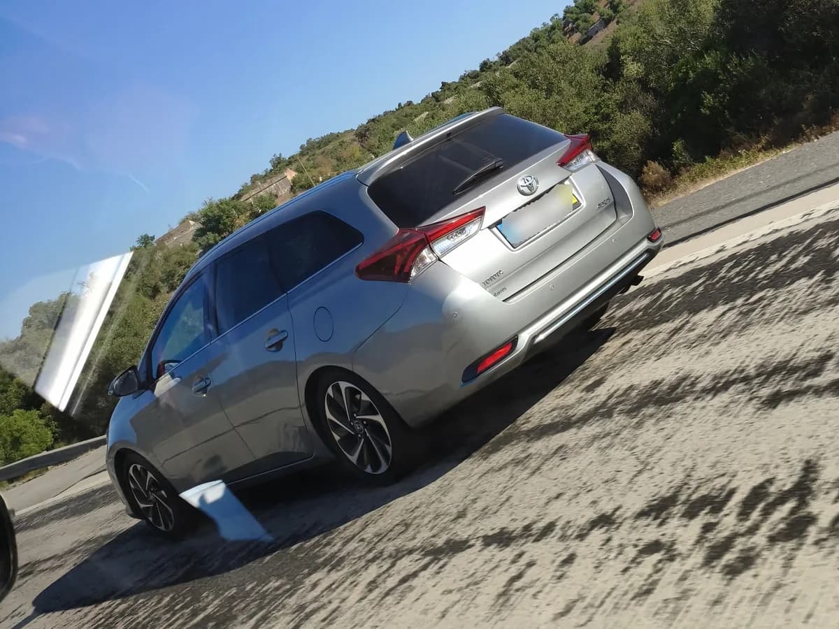 Toyota Auris Touring Sports 2013