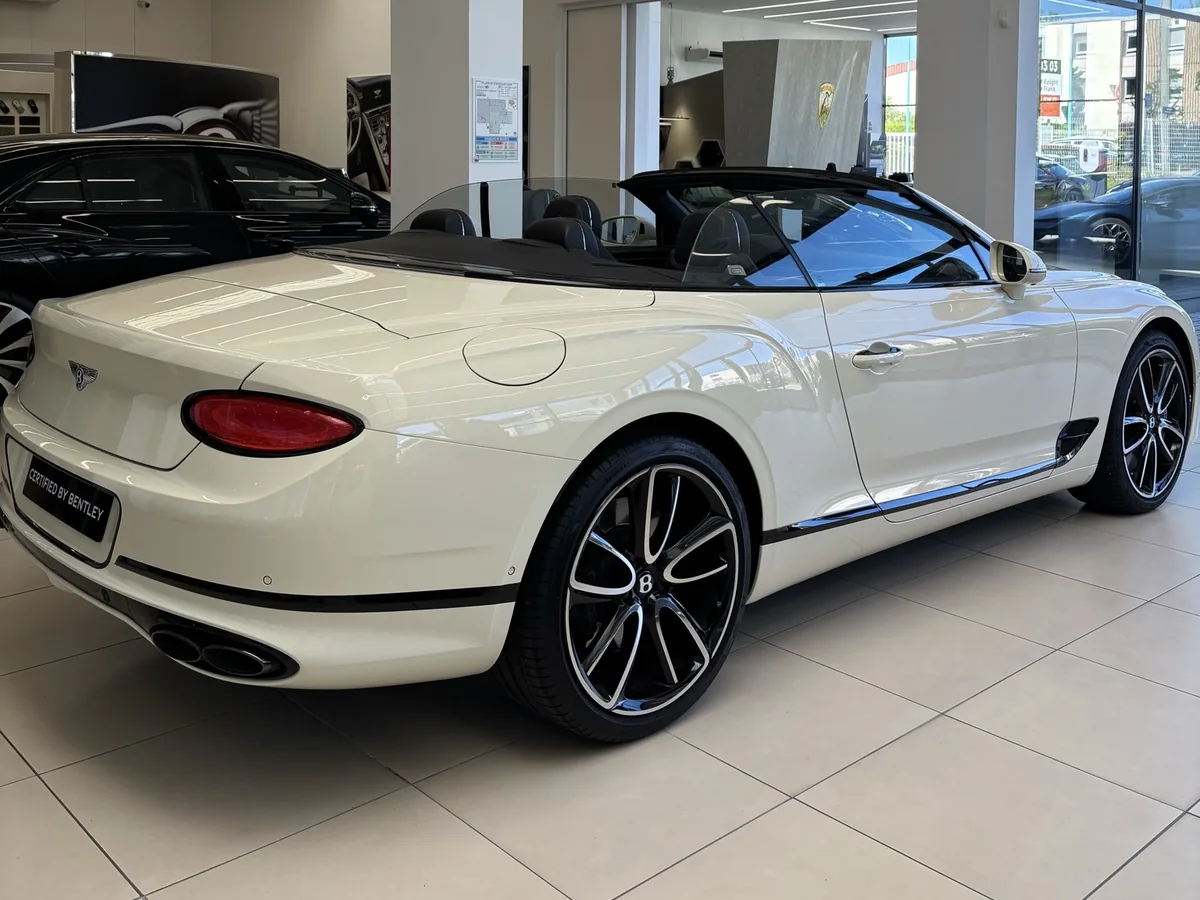 Bentley Continental GTC 2019
