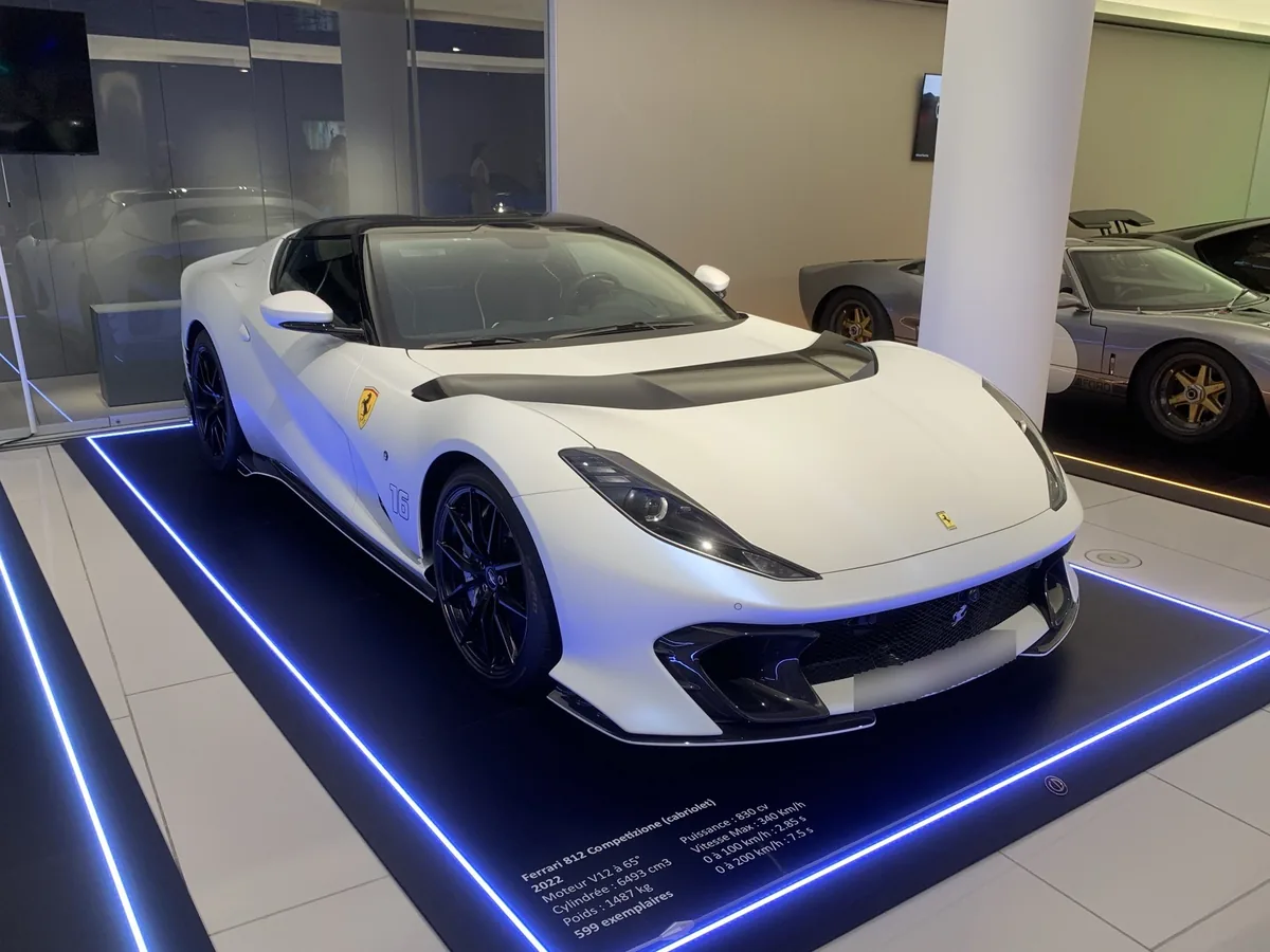 Ferrari 812 Competizione A 2021