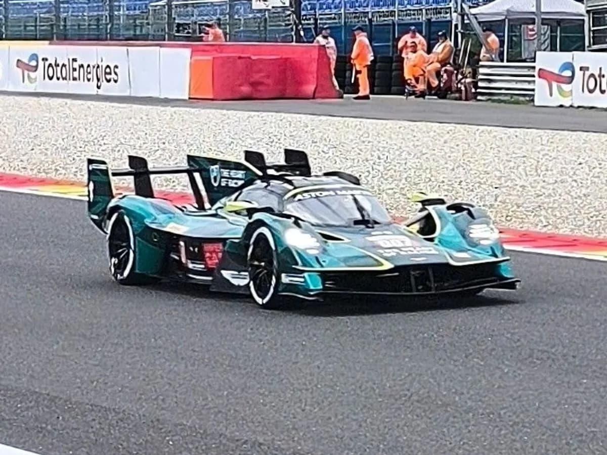 Aston Martin Valkyrie LM 2025