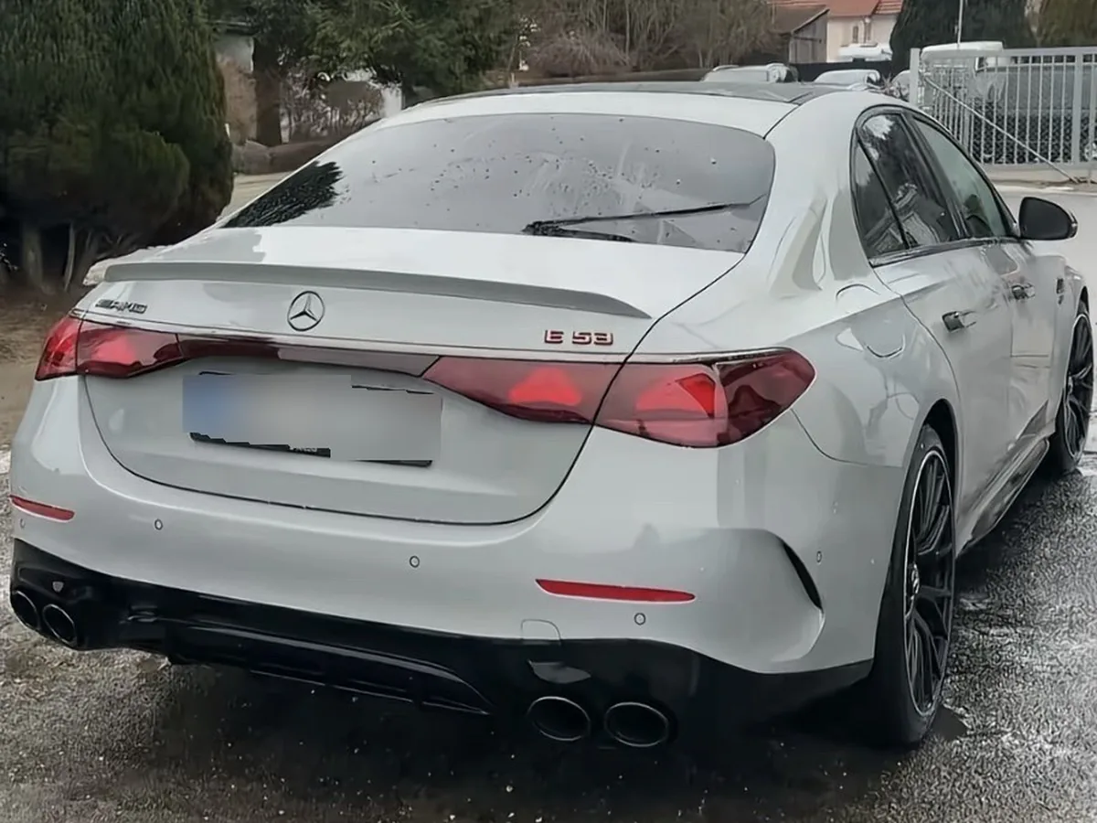 Mercedes-Benz E-Klasse Sedan 2023