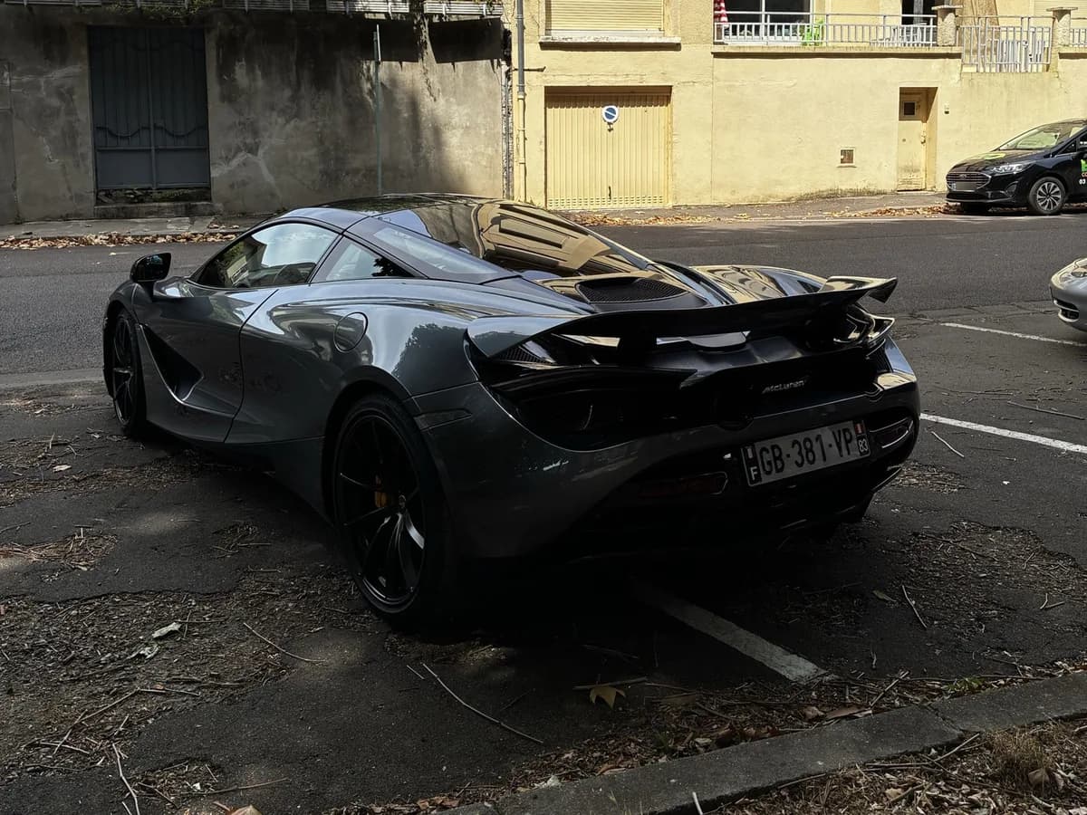 McLaren 720S Base