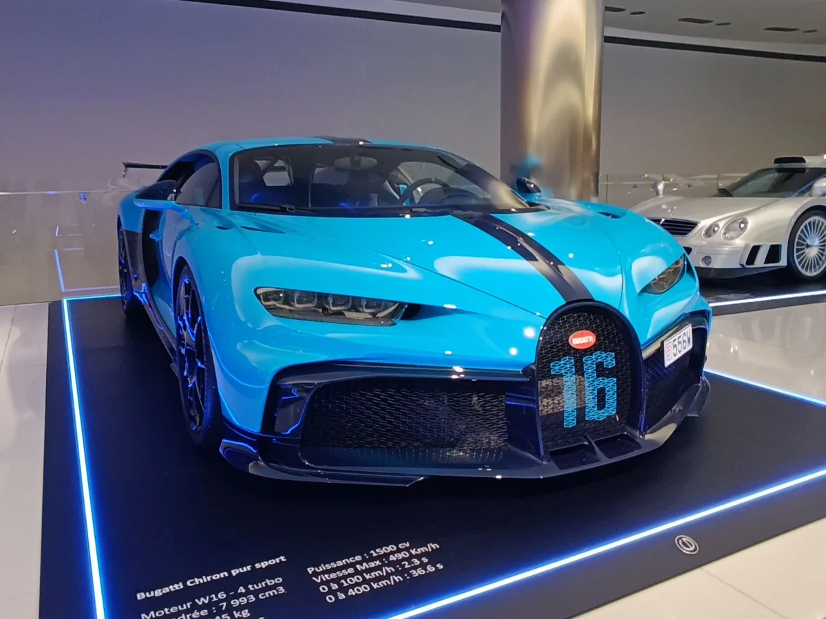 Bugatti Chiron Pur Sport 2021