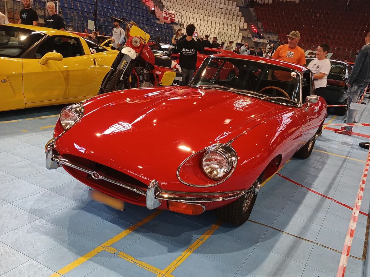 Jaguar E-Type Convertible 1961
