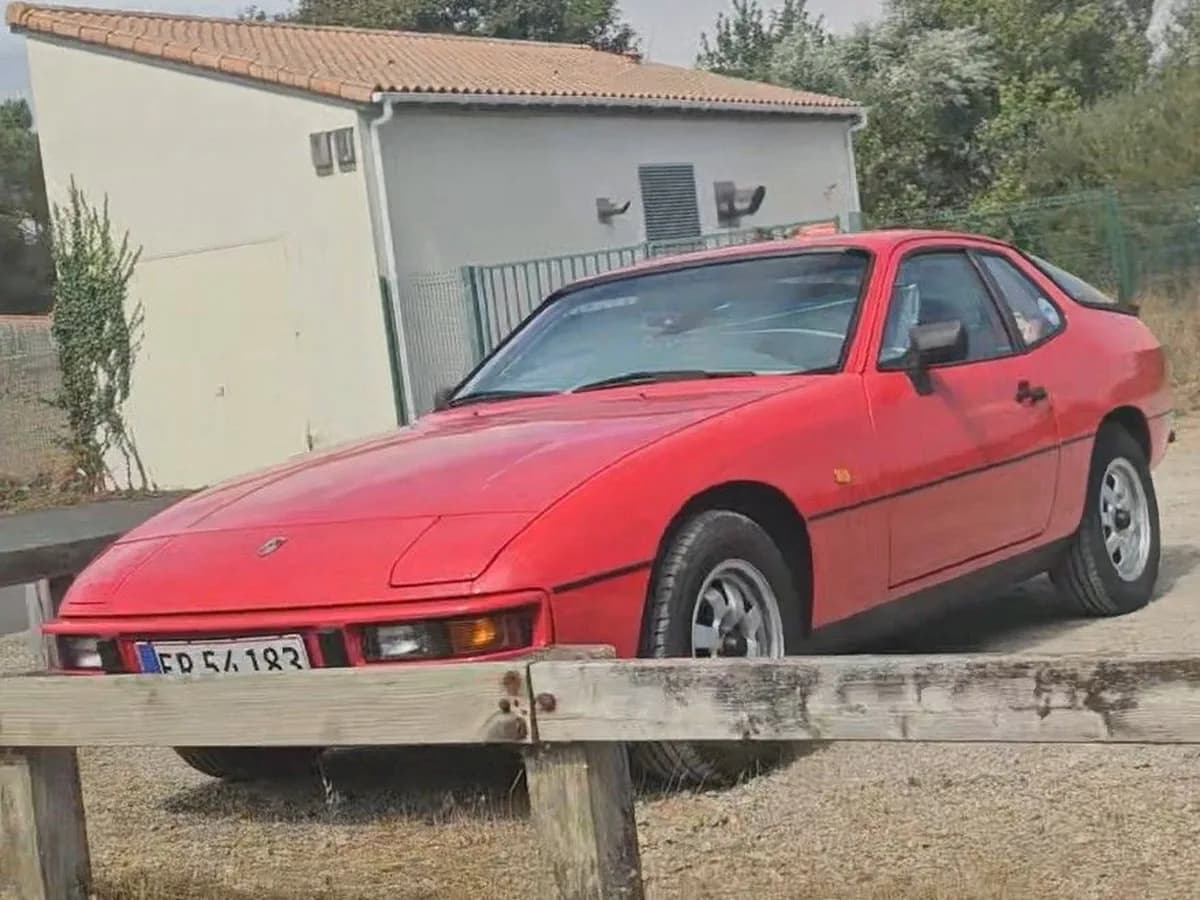 Porsche 924