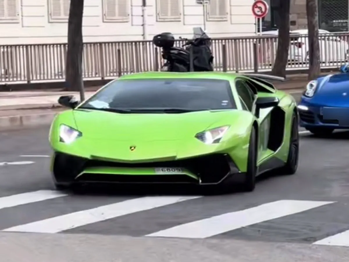 Lamborghini Aventador