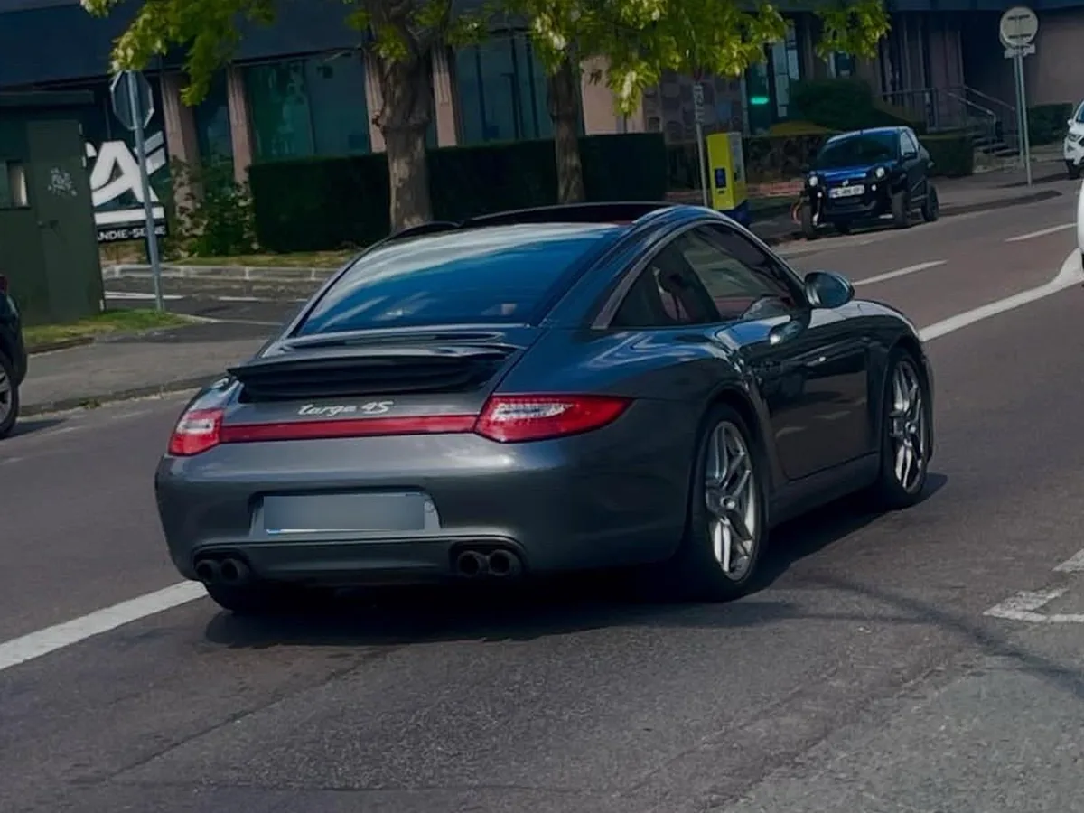 Porsche 911 Targa