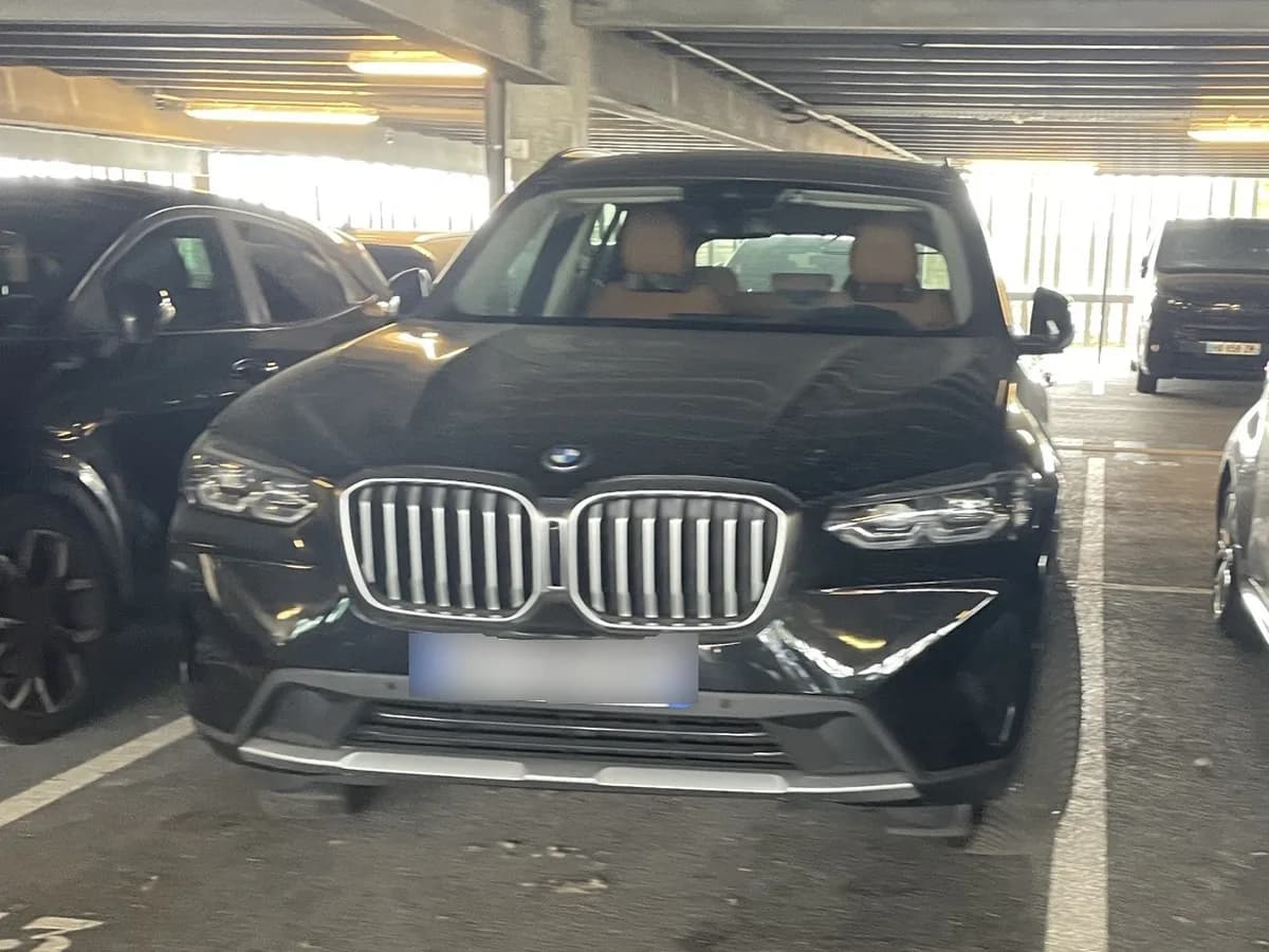 BMW X3 Base