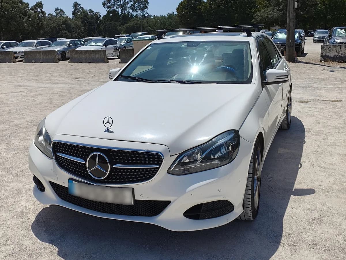 Mercedes-Benz E-Klasse Sedan 2013