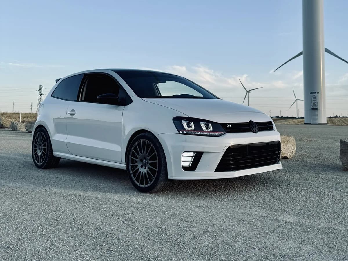 Polo Hatch 2014