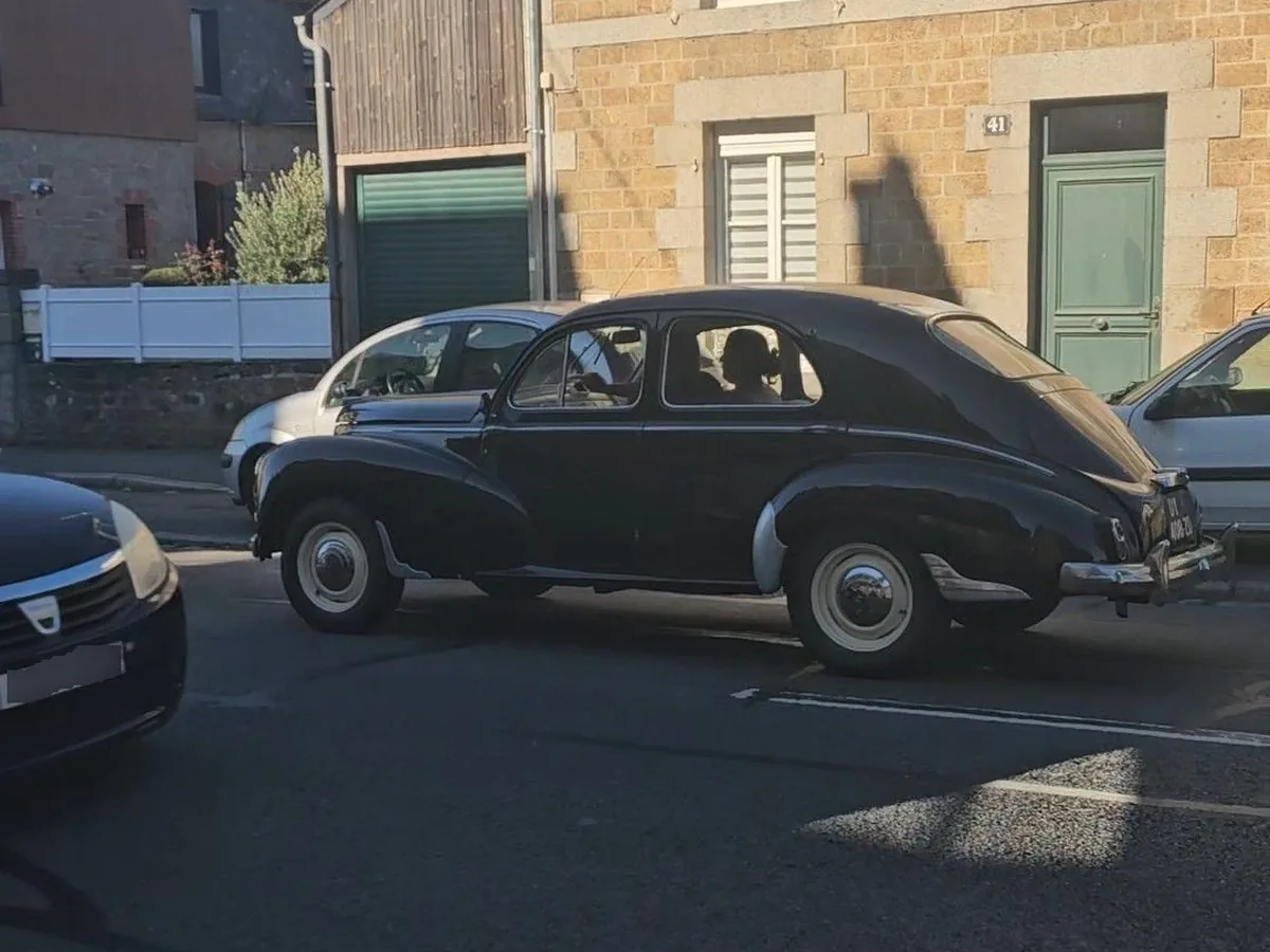Volvo PV-Series PV444 1947