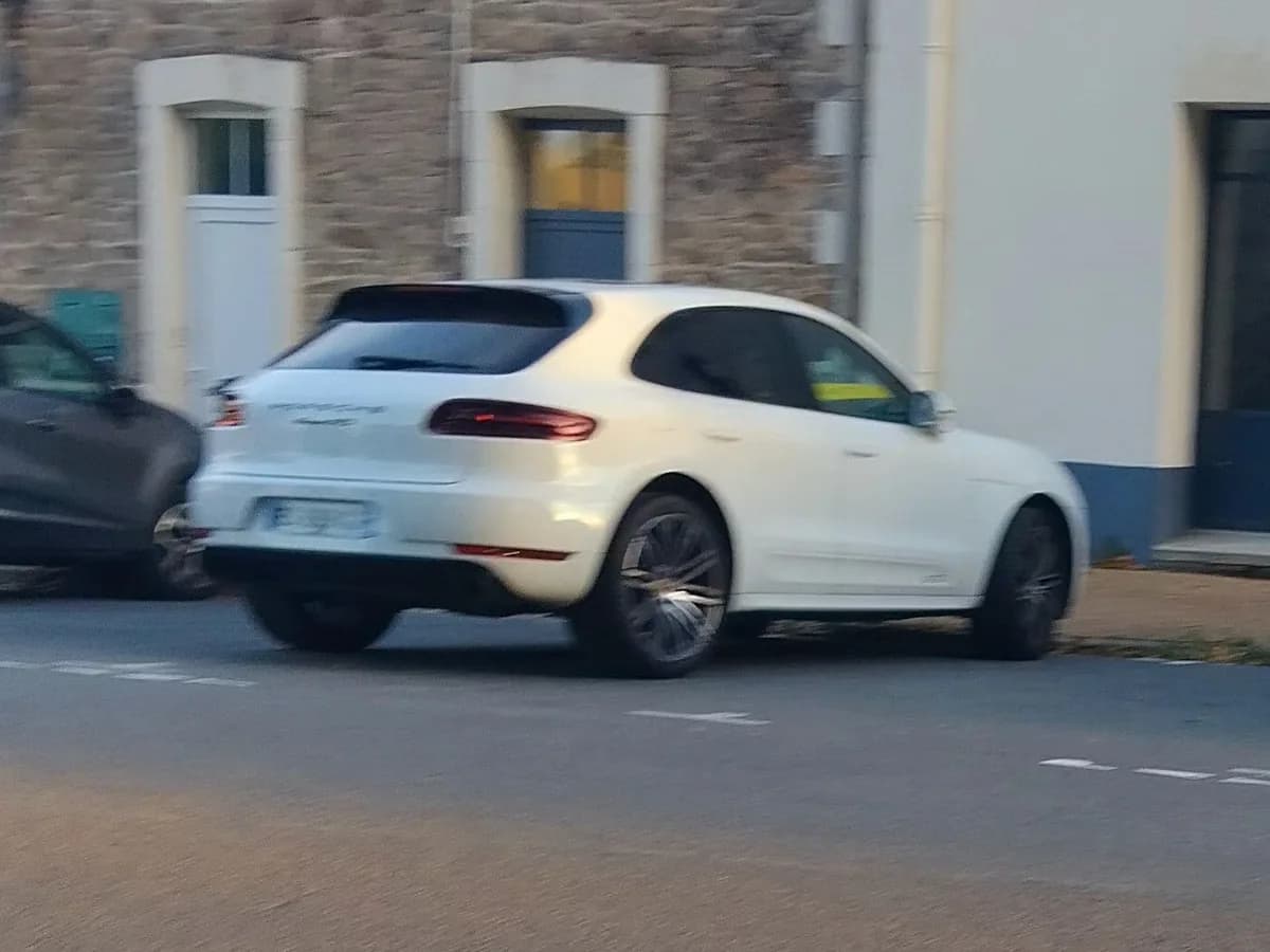 Porsche Macan