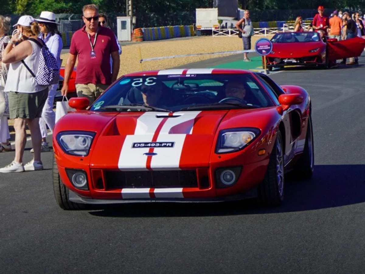 Ford GT
