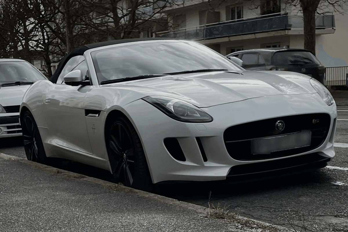 Jaguar F-Type-R-Coupe