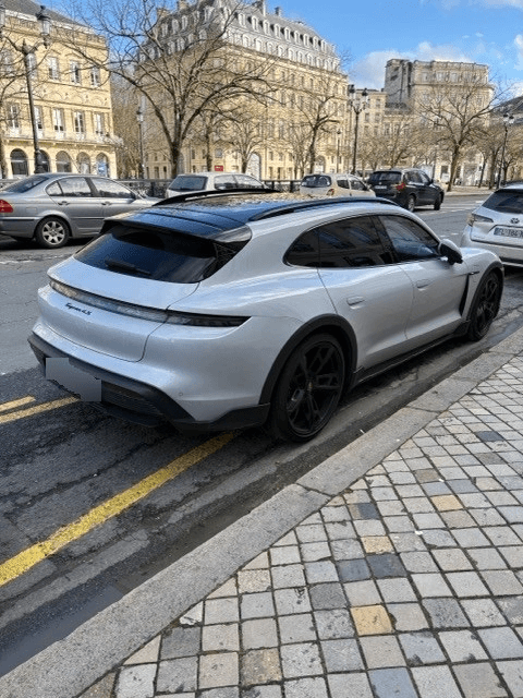 Taycan 4S Cross Turismo